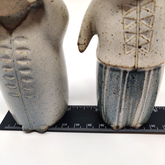 Japanese Pottery Stoneware Sweet Couple Holding Pots Blue Cream Cute Kawaii 5" - Picture 15 of 16